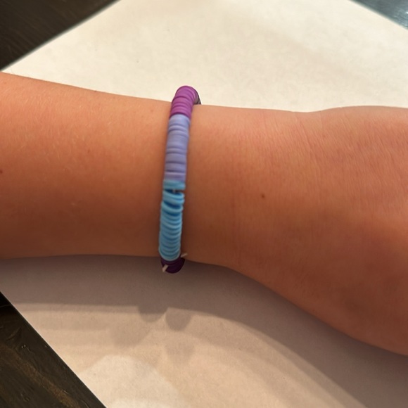 Smaller handmade necklace or bracelet. - Picture 2 of 2